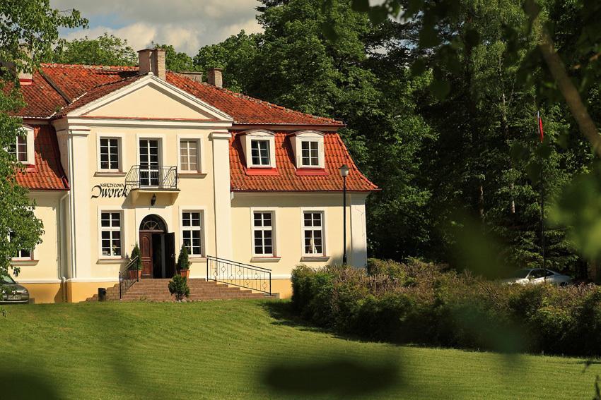 Hotel Ksiezycowy Dworek Kętrzyn Εξωτερικό φωτογραφία